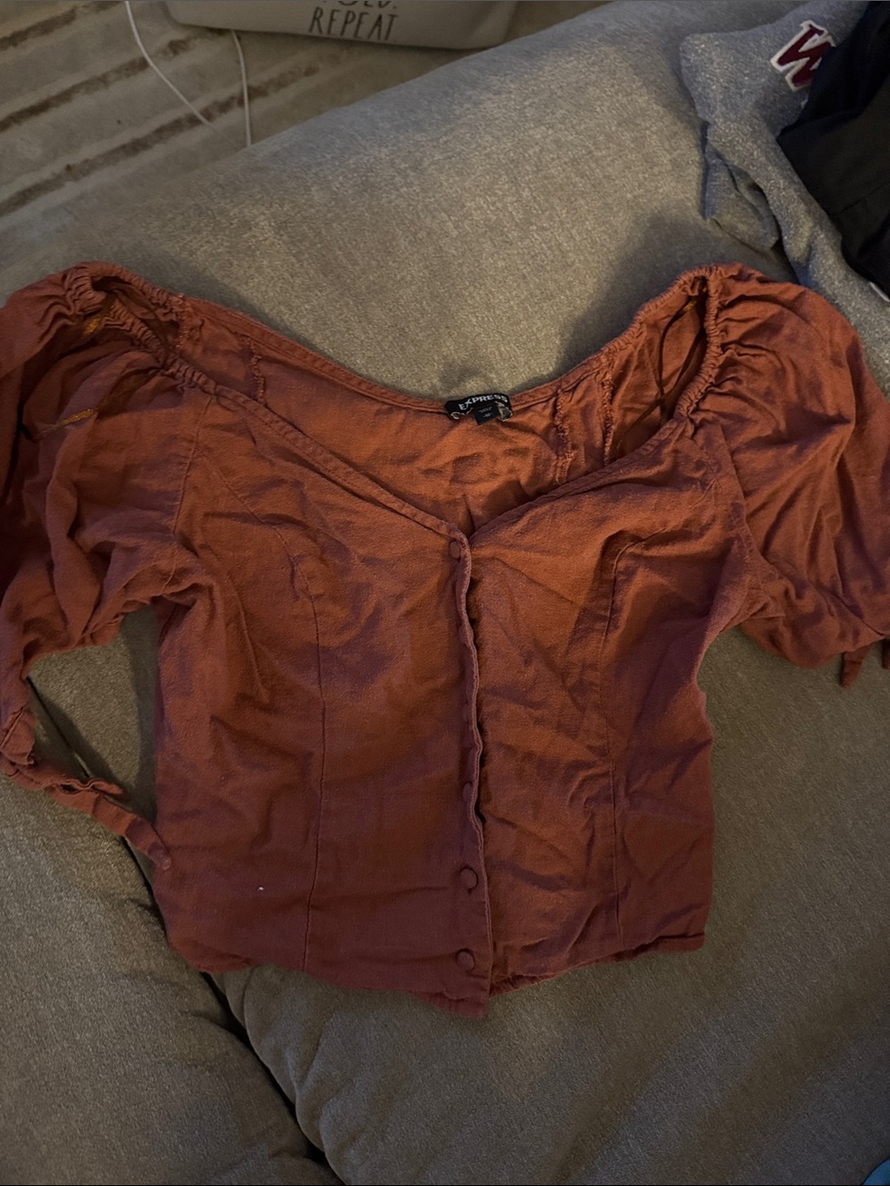Express Rust Button-Front Off-Shoulder Crop Top